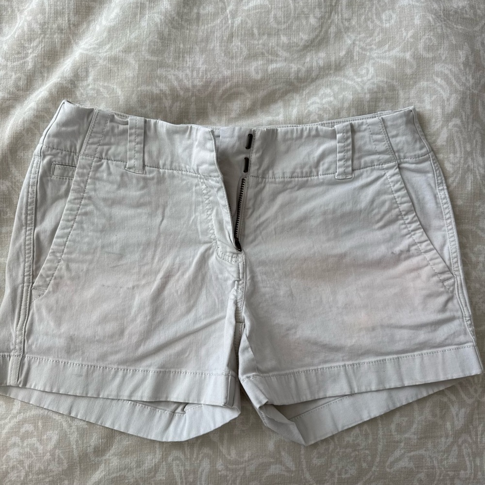 Vineyard Vines Bone Khaki Women's Shorts